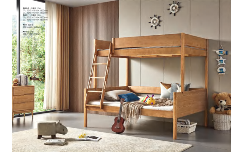 A809سَرِير أَطْفَال مِنْ خَشَبٍ صَلْبٍ كَامِل